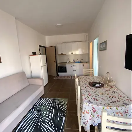 River View Apartment *